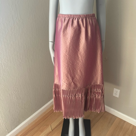 LILITH France Midi Skirt Iridescent Shimmer Rose Pink Pleated A-Line Size Large - Picture 4 of 16